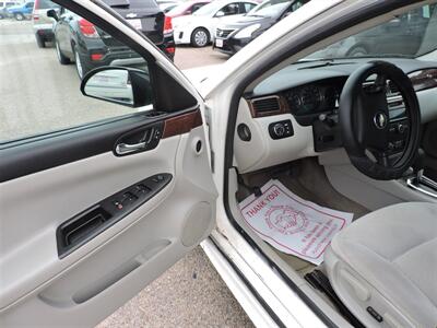 2009 Chevrolet Impala LT   - Photo 15 - North Platte, NE 69101