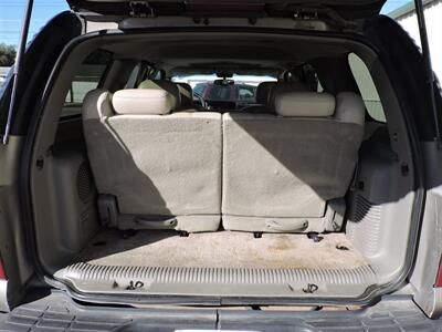 2002 GMC Yukon SLE   - Photo 13 - Kearney, NE 68847