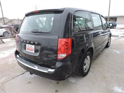 2013 Dodge Grand Caravan SE   - Photo 5 - Grand Island, NE 68801