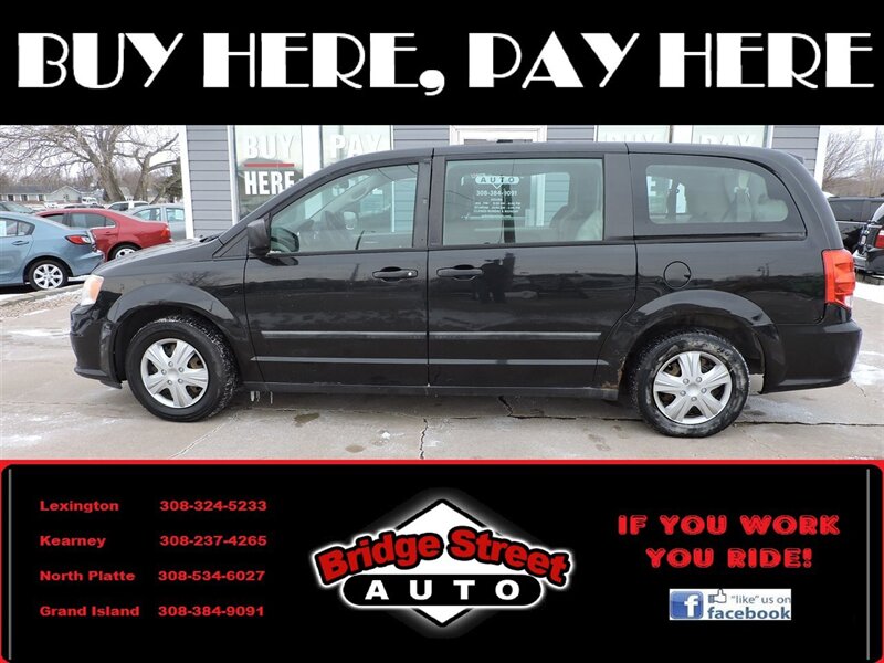 2013 Dodge Grand Caravan SE   - Photo 1 - Grand Island, NE 68801