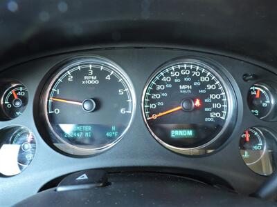 2014 GMC Yukon Denali   - Photo 17 - Lexington, NE 68850