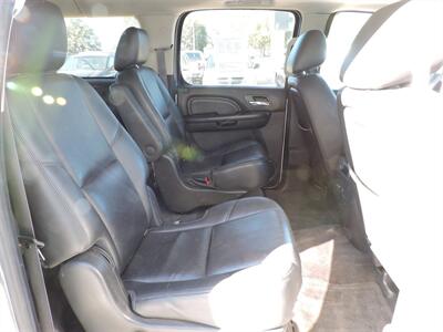 2014 GMC Yukon Denali   - Photo 11 - Lexington, NE 68850