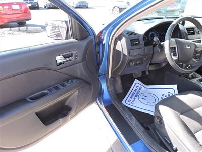 2011 Ford Fusion SE   - Photo 16 - Grand Island, NE 68801