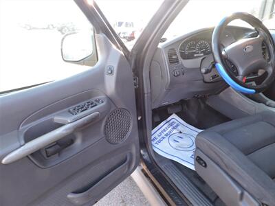 2002 Ford Explorer Sport Trac Value   - Photo 14 - North Platte, NE 69101