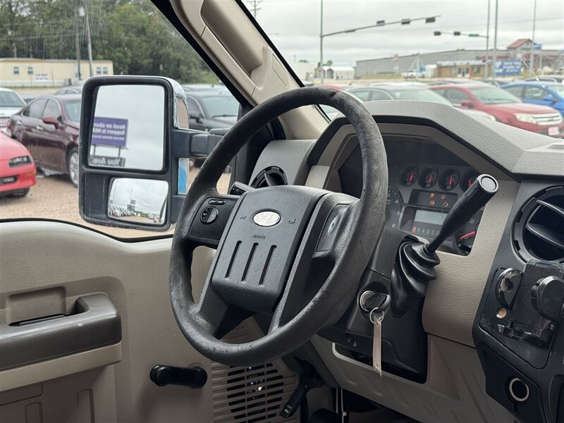 2010 Ford F-250 XLT - Photo 3 - Lexington, NE 68850