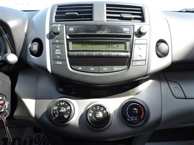 2006 Toyota RAV4   - Photo 17 - Lexington, NE 68850
