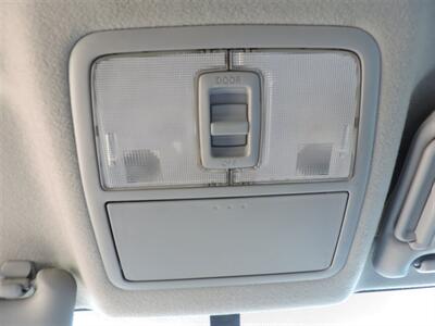 2006 Toyota RAV4   - Photo 19 - Lexington, NE 68850