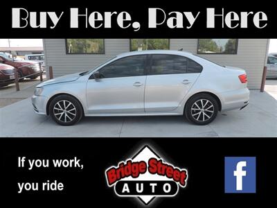 2015 Volkswagen Jetta SE   - Photo 1 - Lexington, NE 68850