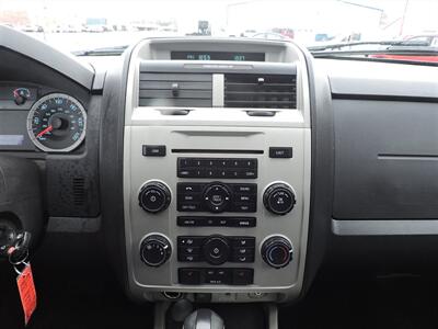 2012 Ford Escape XLT   - Photo 18 - Lexington, NE 68850