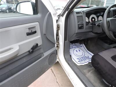 2005 Dodge Dakota ST   - Photo 11 - Grand Island, NE 68801