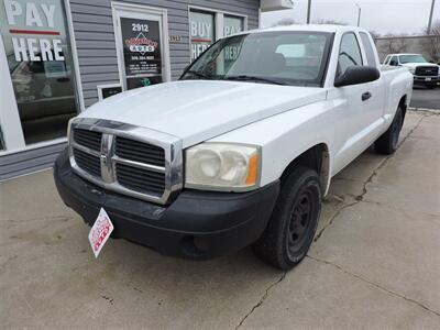 2005 Dodge Dakota ST   - Photo 2 - Grand Island, NE 68801