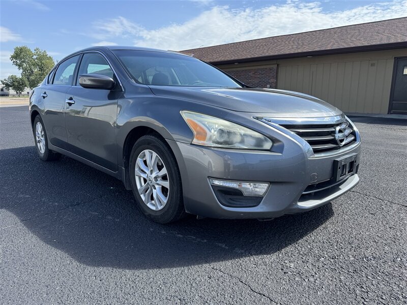 2014 Nissan Altima 2.5 - Photo 2 - Kearney, NE 68847