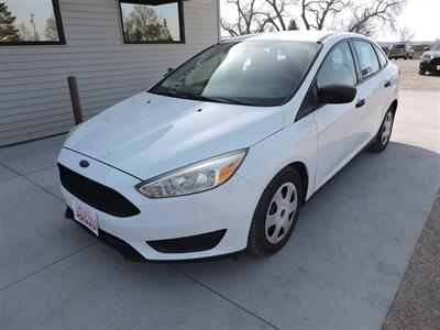 2017 Ford Focus S   - Photo 2 - Lexington, NE 68850