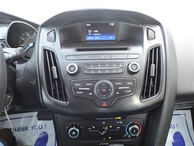 2017 Ford Focus S   - Photo 17 - Lexington, NE 68850