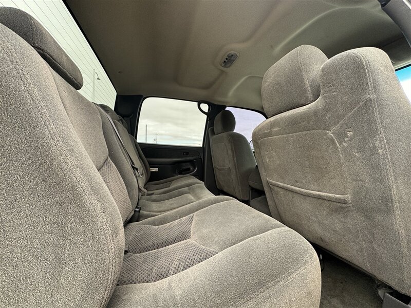 2003 Chevrolet Silverado 2500 - Photo 9 - North Platte, NE 69101
