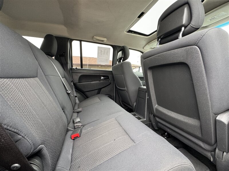 2012 Jeep Liberty Sport - Photo 9 - Kearney, NE 68847