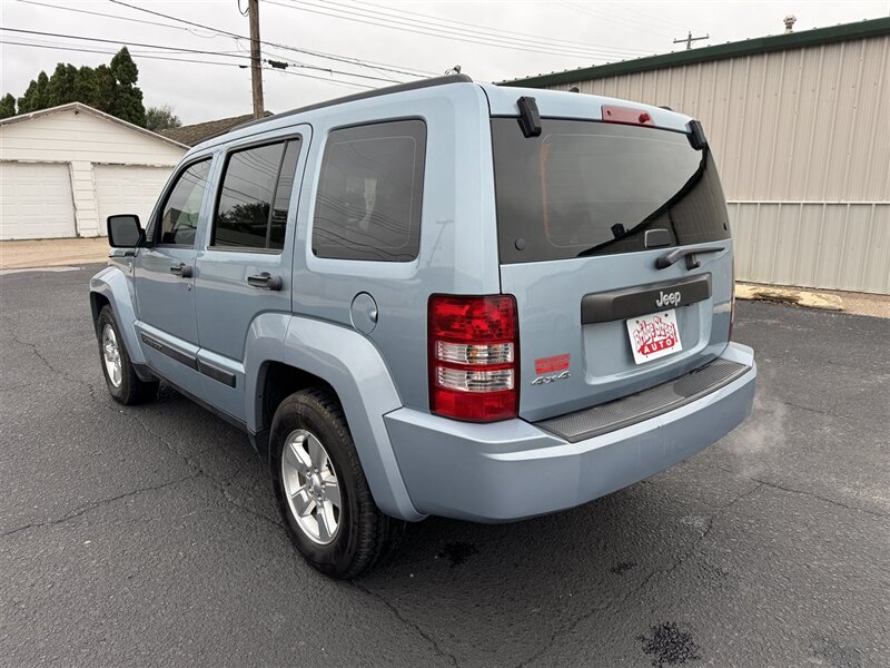 2012 Jeep Liberty Sport - Photo 6 - Kearney, NE 68847