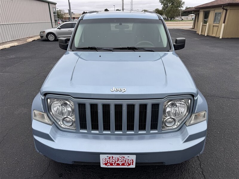 2012 Jeep Liberty Sport - Photo 4 - Kearney, NE 68847