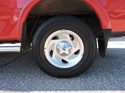 2000 Ford F-150 XL   - Photo 8 - Kearney, NE 68847