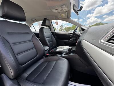 2014 Volkswagen Jetta SE   - Photo 11 - Lexington, NE 68850