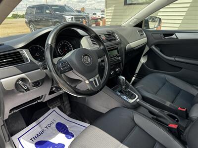 2014 Volkswagen Jetta SE   - Photo 3 - Lexington, NE 68850