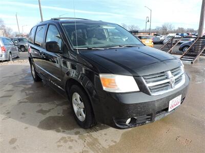 2010 Dodge Grand Caravan SXT   - Photo 4 - Grand Island, NE 68801