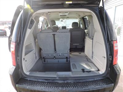 2010 Dodge Grand Caravan SXT   - Photo 13 - Grand Island, NE 68801