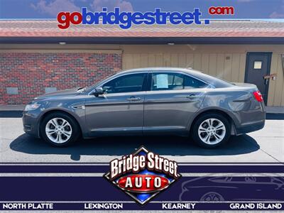 2015 Ford Taurus SEL Sedan