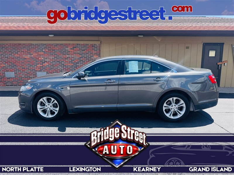 2015 Ford Taurus SEL  