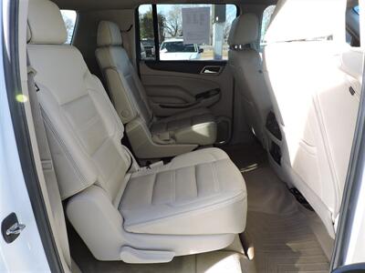 2017 GMC Yukon Denali   - Photo 11 - Lexington, NE 68850