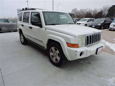 2006 Jeep Commander   - Photo 3 - Lexington, NE 68850