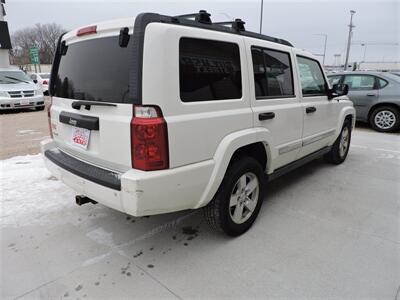 2006 Jeep Commander   - Photo 4 - Lexington, NE 68850