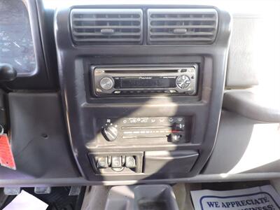 1998 Jeep Wrangler Sport   - Photo 14 - Kearney, NE 68847