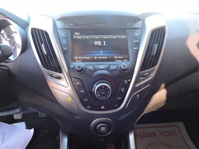 2013 Hyundai VELOSTER   - Photo 17 - Lexington, NE 68850