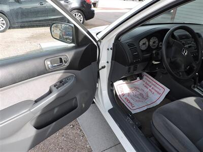2002 Honda Civic LX - Photo 15 - Lexington, NE 68850