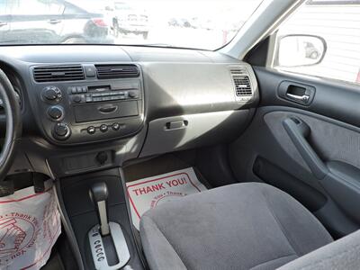 2002 Honda Civic LX - Photo 14 - Lexington, NE 68850