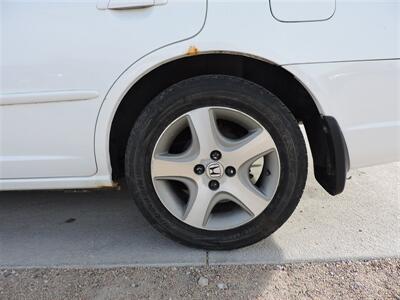 2002 Honda Civic LX - Photo 8 - Lexington, NE 68850