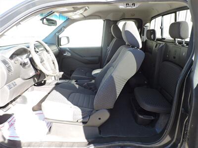2012 Nissan Frontier SV V6   - Photo 9 - Kearney, NE 68847