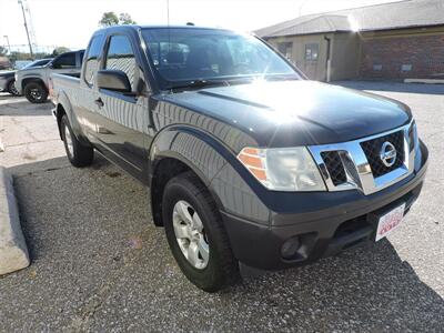 2012 Nissan Frontier SV V6   - Photo 4 - Kearney, NE 68847