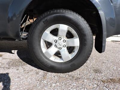 2012 Nissan Frontier SV V6   - Photo 8 - Kearney, NE 68847
