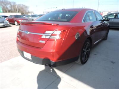 2014 Ford Taurus SHO   - Photo 5 - Lexington, NE 68850