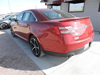 2014 Ford Taurus SHO   - Photo 7 - Lexington, NE 68850