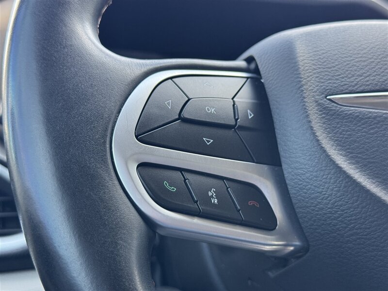 2018 Chrysler Pacifica Touring L Plus - Photo 14 - Lexington, NE 68850