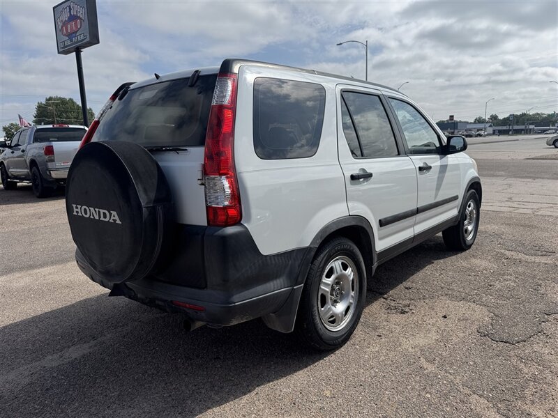 2006 Honda CR-V LX - Photo 6 - North Platte, NE 69101