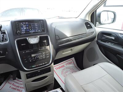 2013 Chrysler Town & Country Touring-L   - Photo 16 - Lexington, NE 68850