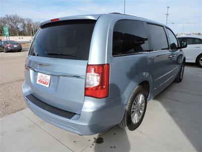 2013 Chrysler Town & Country Touring-L   - Photo 5 - Lexington, NE 68850