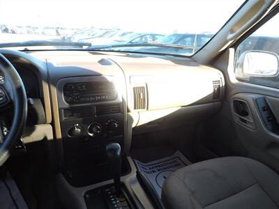 2002 Jeep Grand Cherokee Laredo   - Photo 11 - Lexington, NE 68850