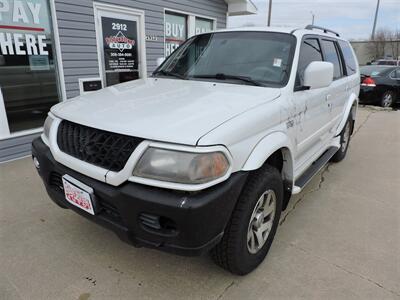 2002 Mitsubishi Montero LTD   - Photo 2 - Grand Island, NE 68801