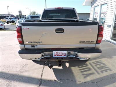 2004 Chevrolet Silverado 2500 LS   - Photo 6 - Grand Island, NE 68801