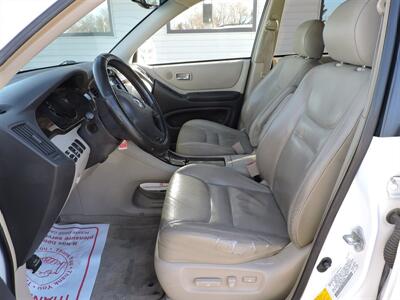 2002 Toyota Highlander   - Photo 9 - Lexington, NE 68850